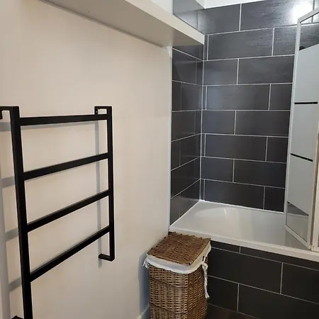 T2 Piscine Apartment